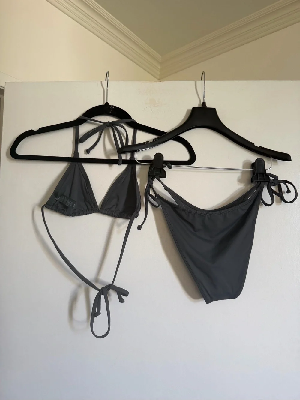 SKIMS Gray Classic Triangle Halter Tie Bikini 2-Piece Set size Small EUC
